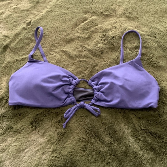 Simons Other - 2 for $18 - ☀️ Simmons Bikini Top